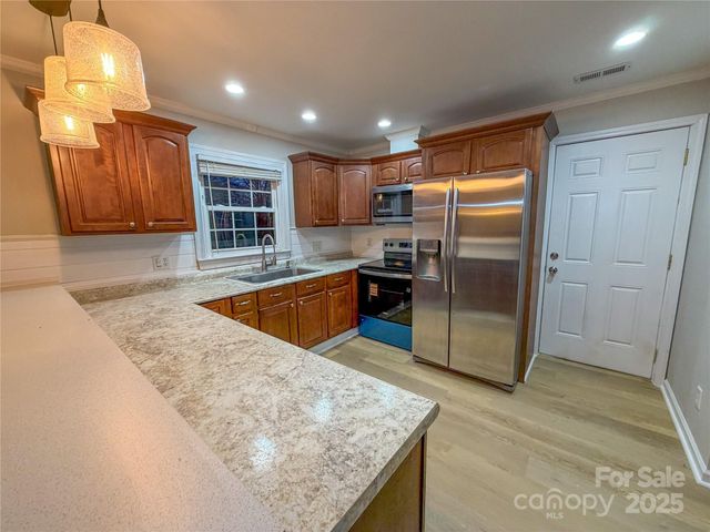 130 Powder Horn Road, Mooresville, NC 28115