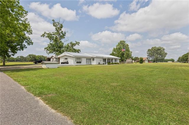 13100 Fort Lake Road, Grand Bay, AL 36541