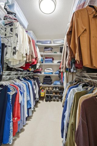 1102 46th Avenue N, Fargo, ND 58102