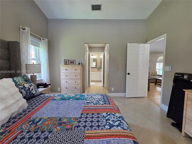 12201 NW 2nd Pl, Coral Springs, FL 33071