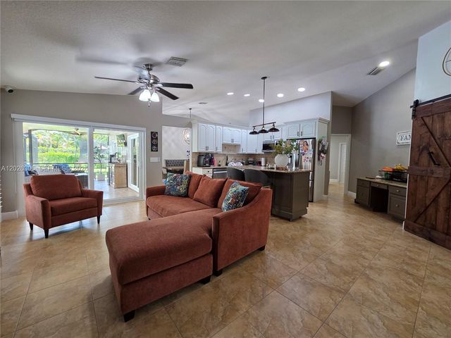 12201 NW 2nd Pl, Coral Springs, FL 33071
