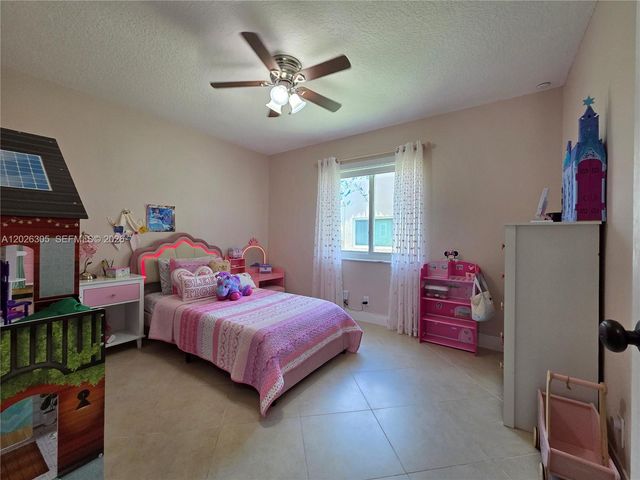 12201 NW 2nd Pl, Coral Springs, FL 33071