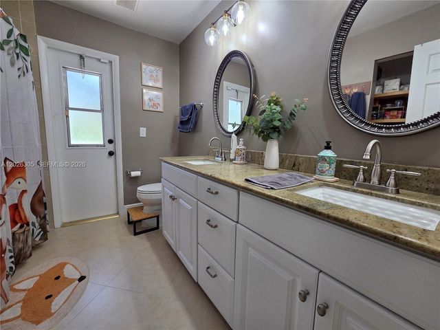 12201 NW 2nd Pl, Coral Springs, FL 33071