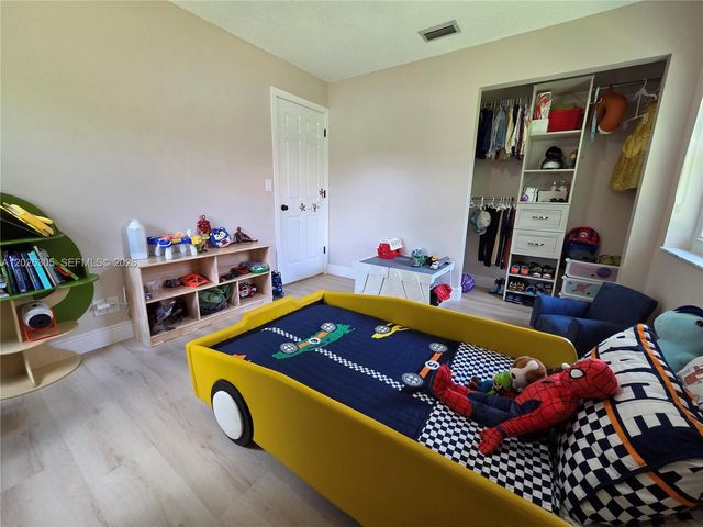 12201 NW 2nd Pl, Coral Springs, FL 33071