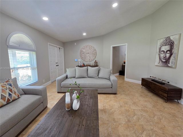 12201 NW 2nd Pl, Coral Springs, FL 33071