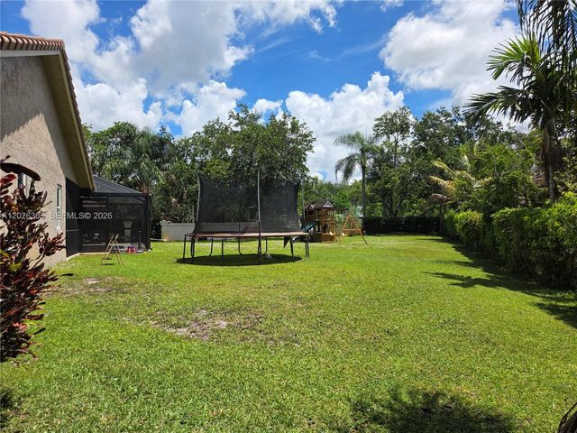 12201 NW 2nd Pl, Coral Springs, FL 33071