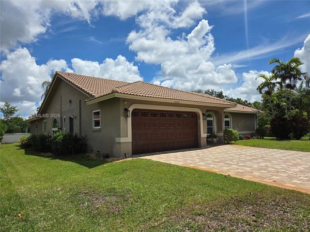 12201 NW 2nd Pl, Coral Springs, FL 33071