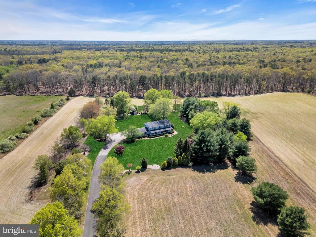 1217 CHEW RD, Waterford Works, NJ 08089