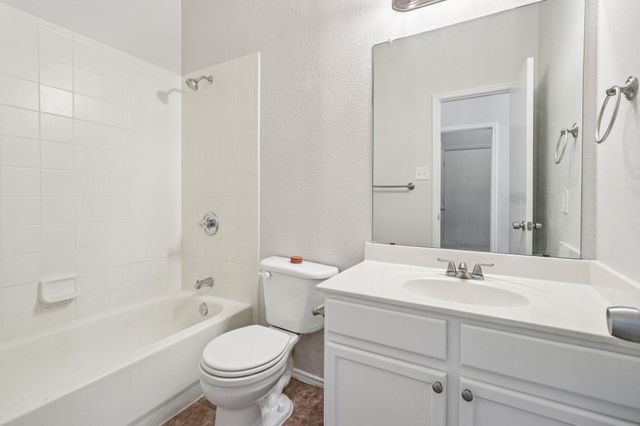 4701 Sea Ridge Drive, Fort Worth, TX 76133