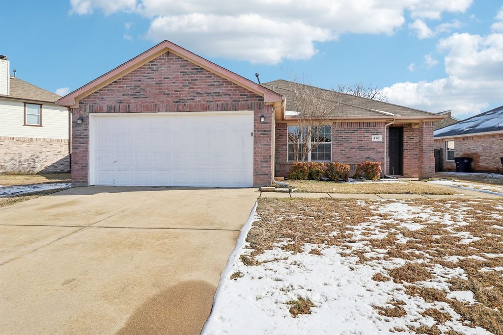 4701 Sea Ridge Drive, Fort Worth, TX 76133