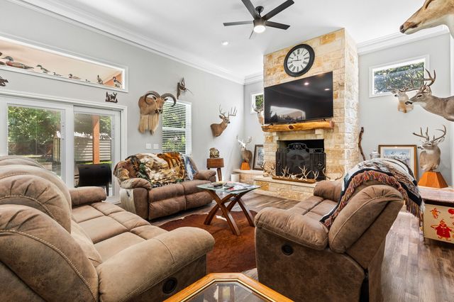 711 South Harrison Street, West, TX 76691