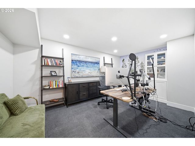 1115 Se MALL St, Portland, OR 97202