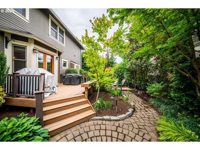 1115 Se MALL St, Portland, OR 97202