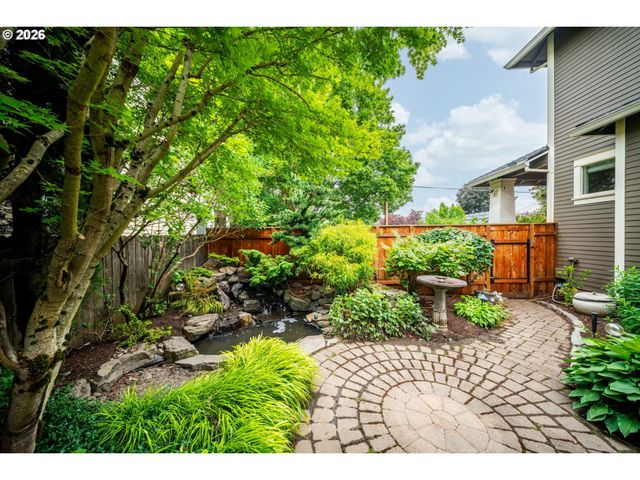 1115 Se MALL St, Portland, OR 97202
