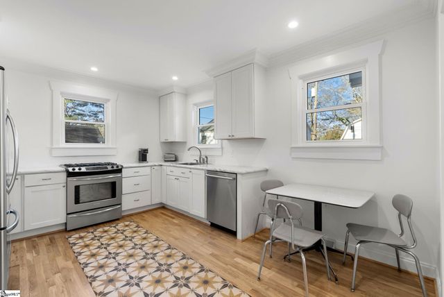 324 Grove Road, Greenville, SC 29605