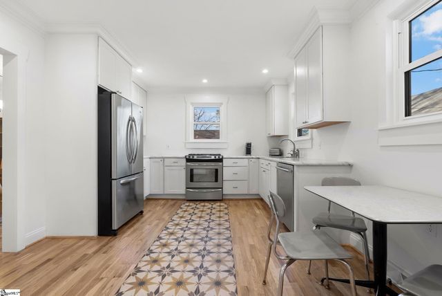 324 Grove Road, Greenville, SC 29605