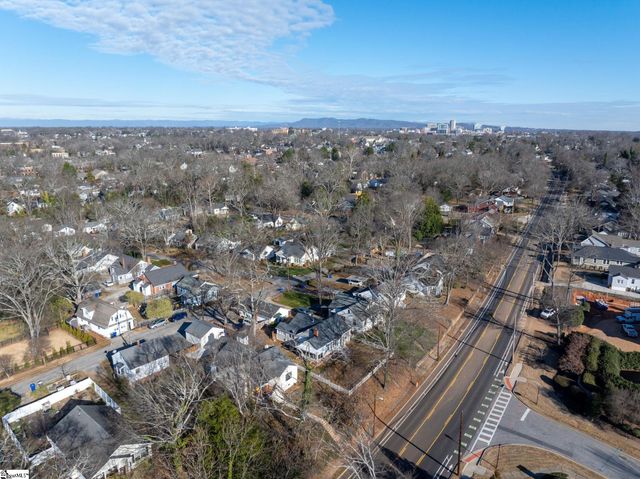 324 Grove Road, Greenville, SC 29605