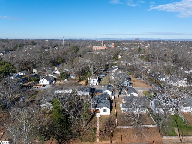 324 Grove Road, Greenville, SC 29605