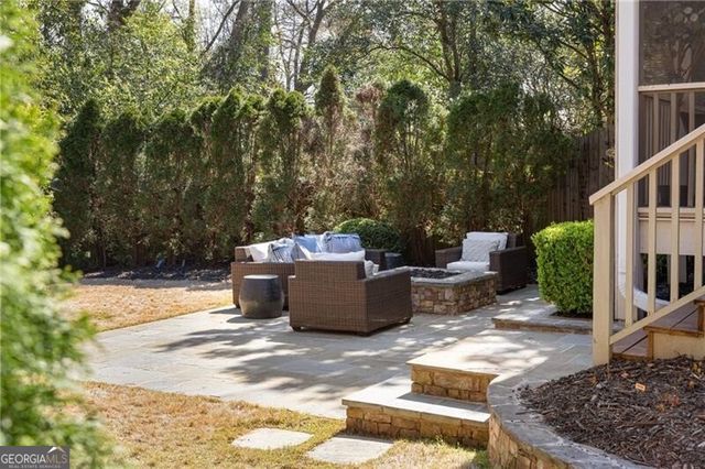 2389 Hurst Drive NE, Atlanta, GA 30305