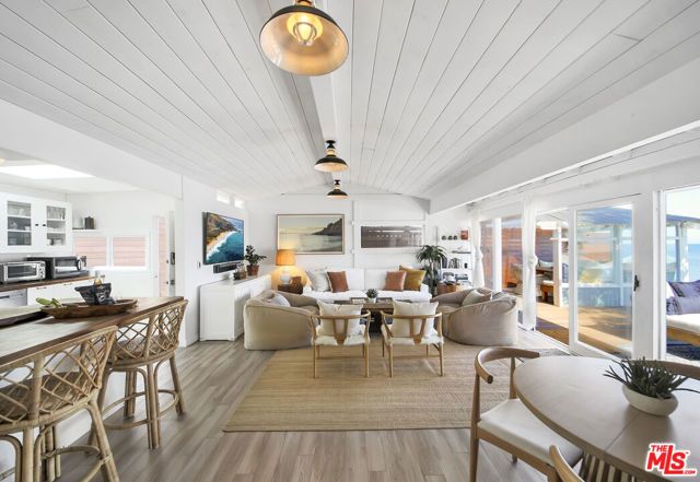 21030 Pacific Coast Highway, Malibu, CA 90265