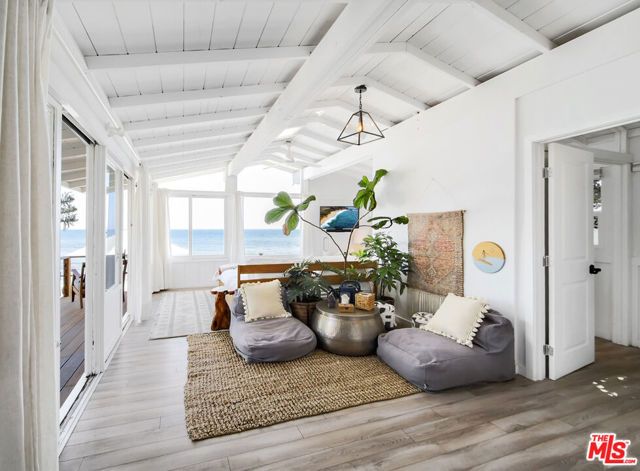 21030 Pacific Coast Highway, Malibu, CA 90265