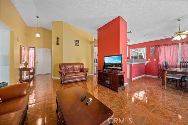 3639 Challenger Court, Palmdale, CA 93550