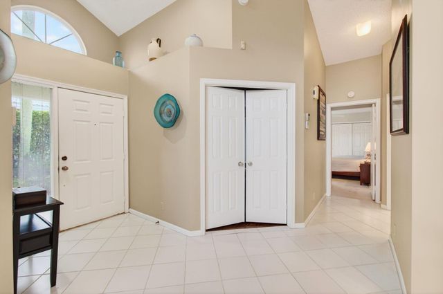 6143 Greenspointe Drive, Boynton Beach, FL 33437