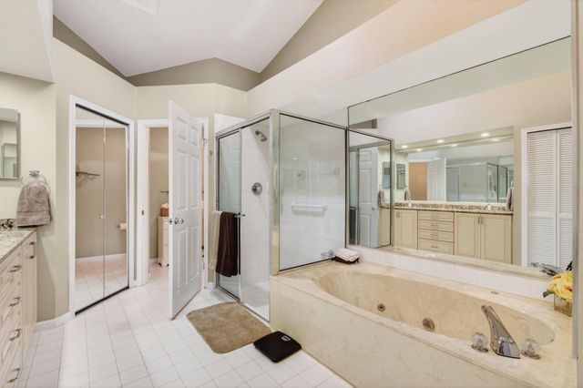 6143 Greenspointe Drive, Boynton Beach, FL 33437