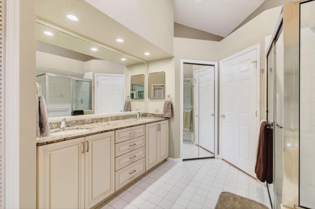 6143 Greenspointe Drive, Boynton Beach, FL 33437