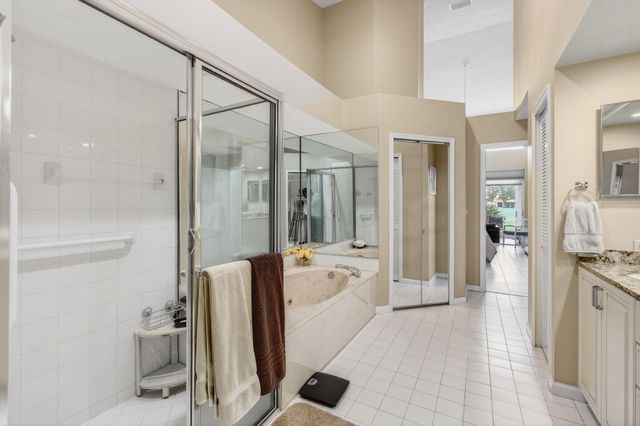 6143 Greenspointe Drive, Boynton Beach, FL 33437