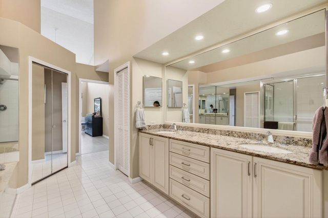 6143 Greenspointe Drive, Boynton Beach, FL 33437