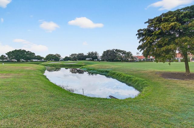 6143 Greenspointe Drive, Boynton Beach, FL 33437