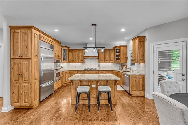 1606 Burning Tree Drive, Lawrence, KS 66047