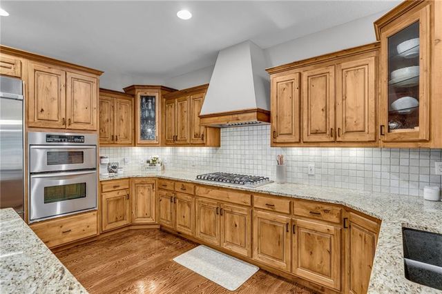 1606 Burning Tree Drive, Lawrence, KS 66047