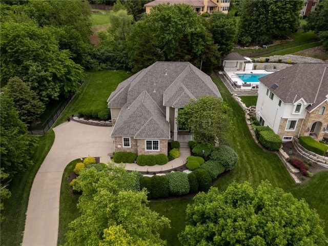 1606 Burning Tree Drive, Lawrence, KS 66047