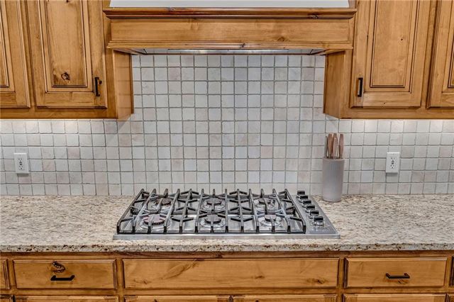 1606 Burning Tree Drive, Lawrence, KS 66047