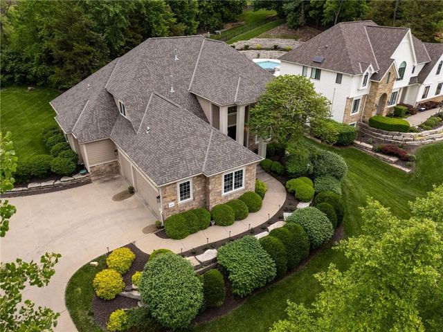 1606 Burning Tree Drive, Lawrence, KS 66047