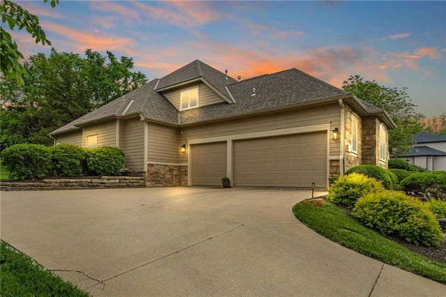 1606 Burning Tree Drive, Lawrence, KS 66047