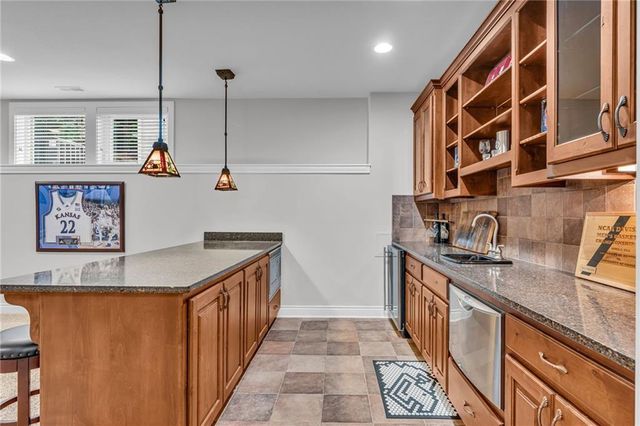 1606 Burning Tree Drive, Lawrence, KS 66047