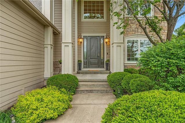 1606 Burning Tree Drive, Lawrence, KS 66047