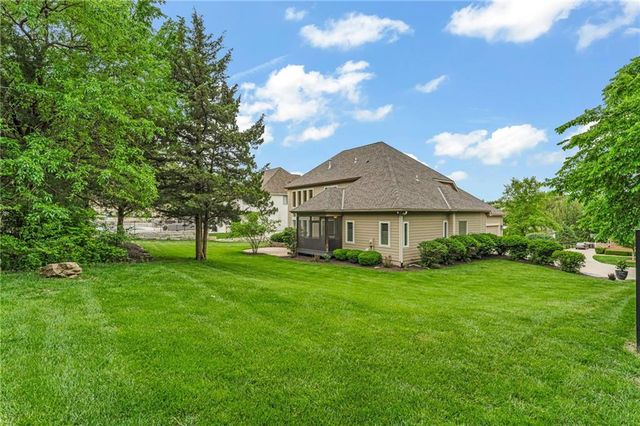 1606 Burning Tree Drive, Lawrence, KS 66047