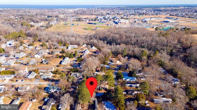 34017 PINEWOOD RD, Lewes, DE 19958