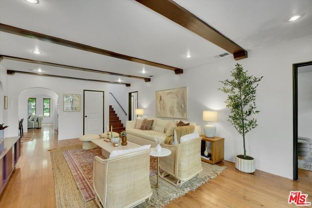 4300 Laurelgrove Avenue, Studio City (los Angeles), CA 91604