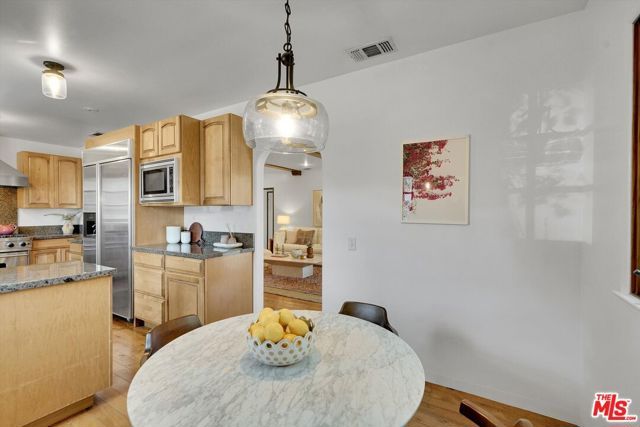 4300 Laurelgrove Avenue, Studio City (los Angeles), CA 91604