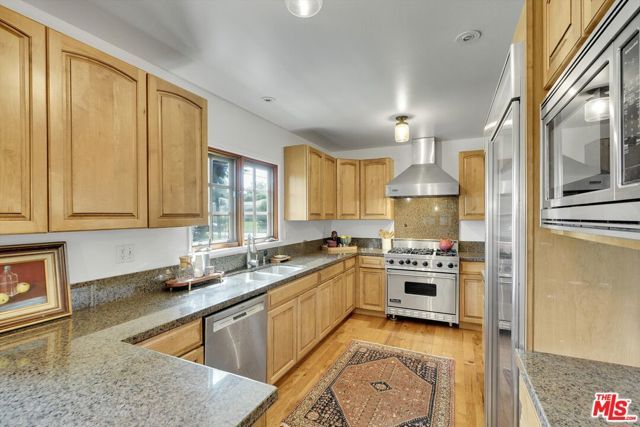 4300 Laurelgrove Avenue, Studio City (los Angeles), CA 91604