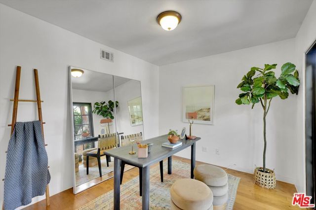 4300 Laurelgrove Avenue, Studio City (los Angeles), CA 91604