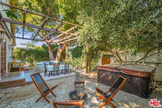 4300 Laurelgrove Avenue, Studio City (los Angeles), CA 91604