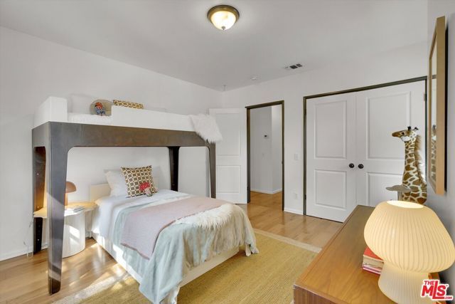 4300 Laurelgrove Avenue, Studio City (los Angeles), CA 91604