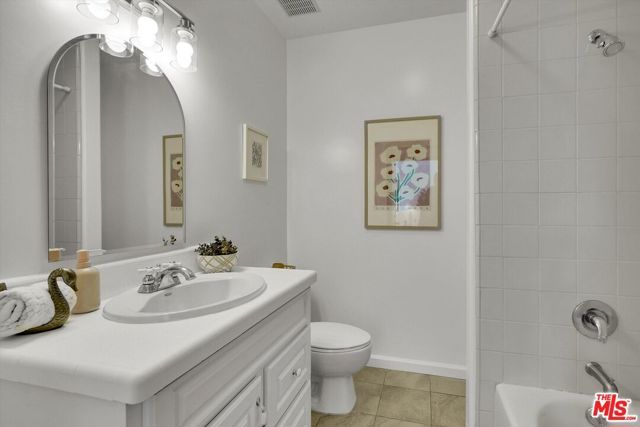 4300 Laurelgrove Avenue, Studio City (los Angeles), CA 91604