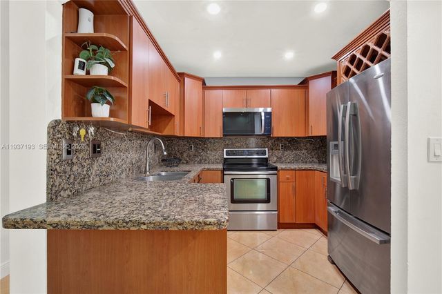 5665 W 20th Avenue 415, Hialeah, FL 33012